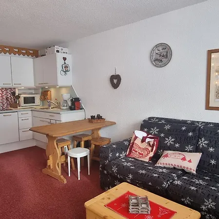 아파트 Confortable, Pied Des Pistes, Balcon Sud - Fr-1-181-2731